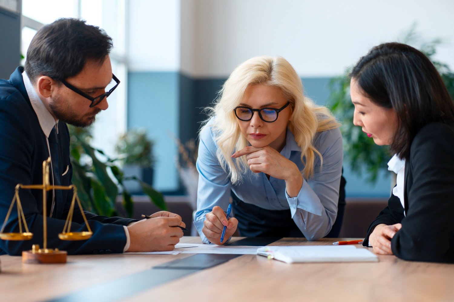 Choisir avocat en droit des affaires