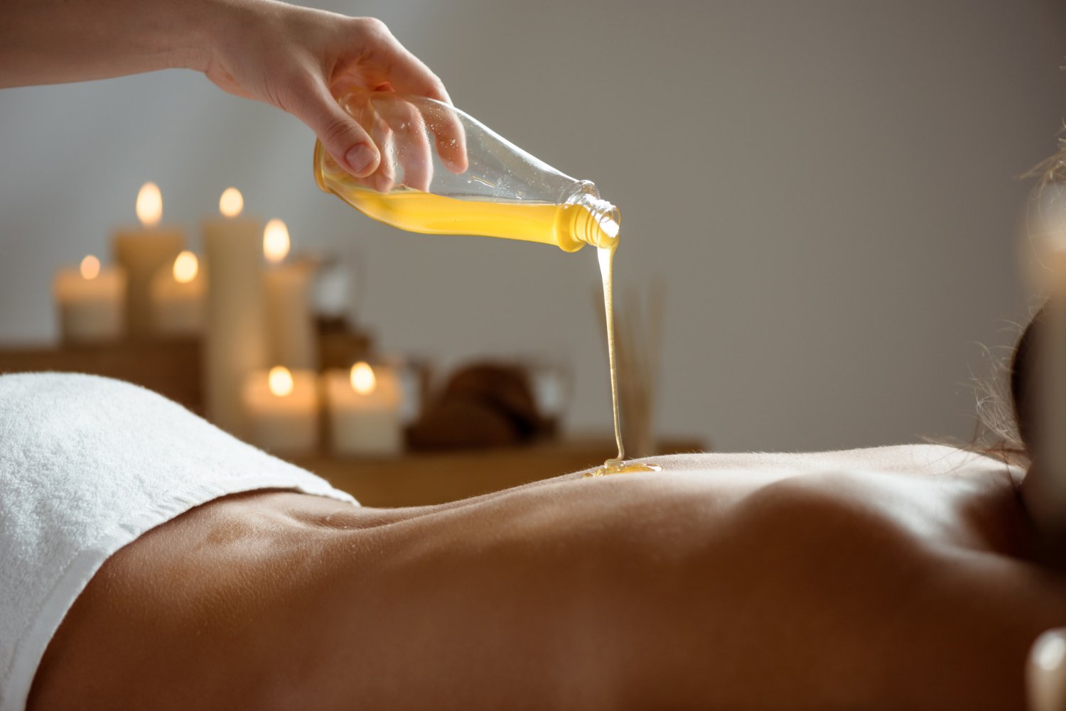 Huile de massage : comment la choisir et l'utiliser ?
